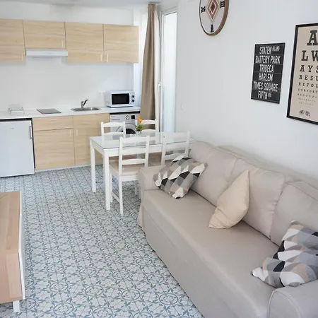 Apartment Lapi's *